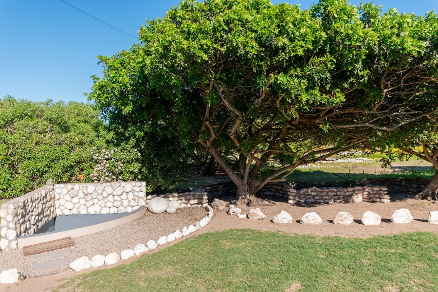 5 Bedroom Property for Sale in Trekoskraal Western Cape